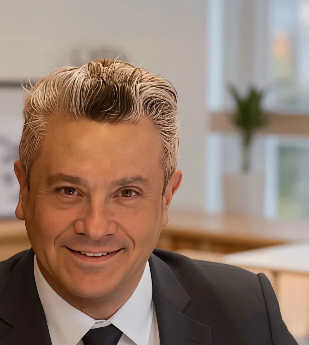 Bolivar C. Porta, Miami trial attorney with 28 years experience in family law and criminal defense